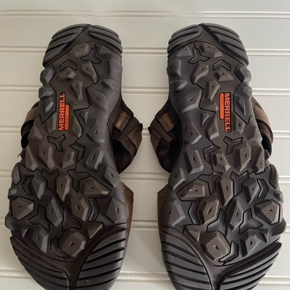 Merrell Mens Performance Footwear Size 11 Clay Outdoor Hiking Water Brown. Shoes